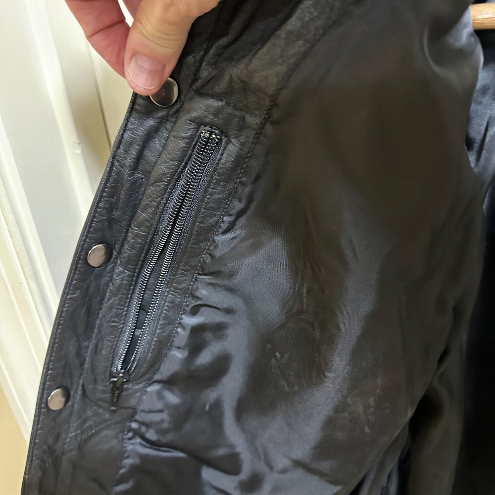 Harley-Davidson Leather Motorcycle Vest - Picture 5 of 5